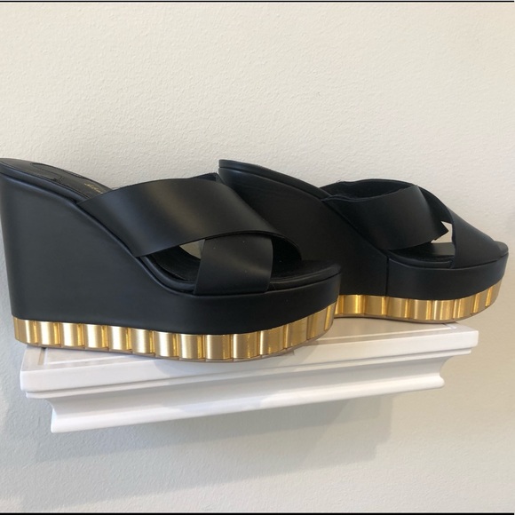 Ferragamo Nicosia summer sandal size 7c - Picture 4 of 8